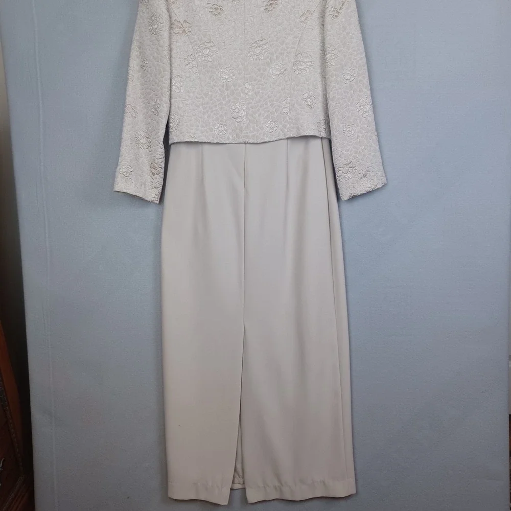 Patra Women Formal Prom Wedding  Dress With Bolero Jacket Size 10 (READ)
